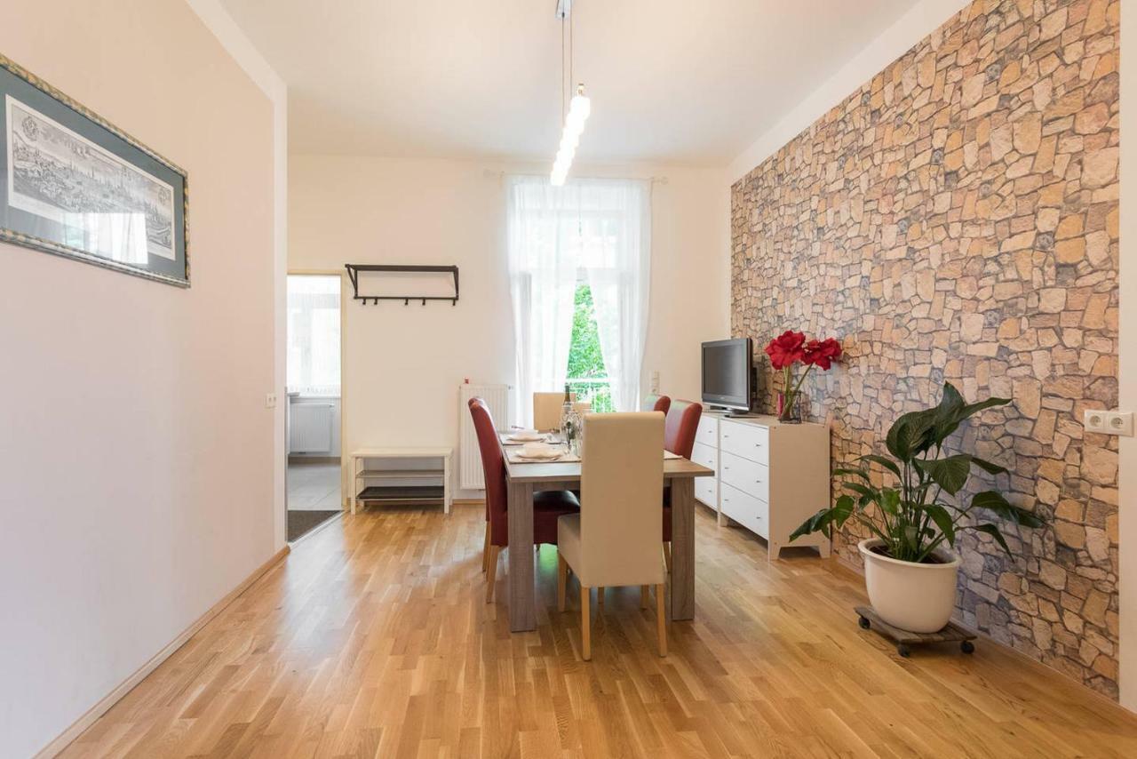 Spacious Vienna Central Station Residence Kültér fotó