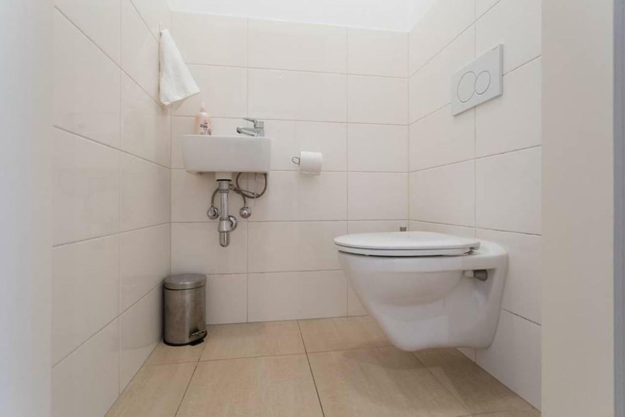 Spacious Vienna Central Station Residence Kültér fotó