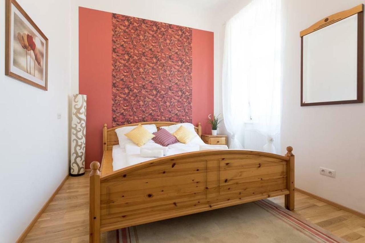 Spacious Vienna Central Station Residence Kültér fotó